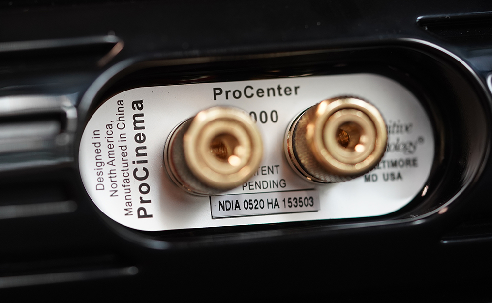 巨婴的电影叫什么名字,巨婴电影叫什么名字