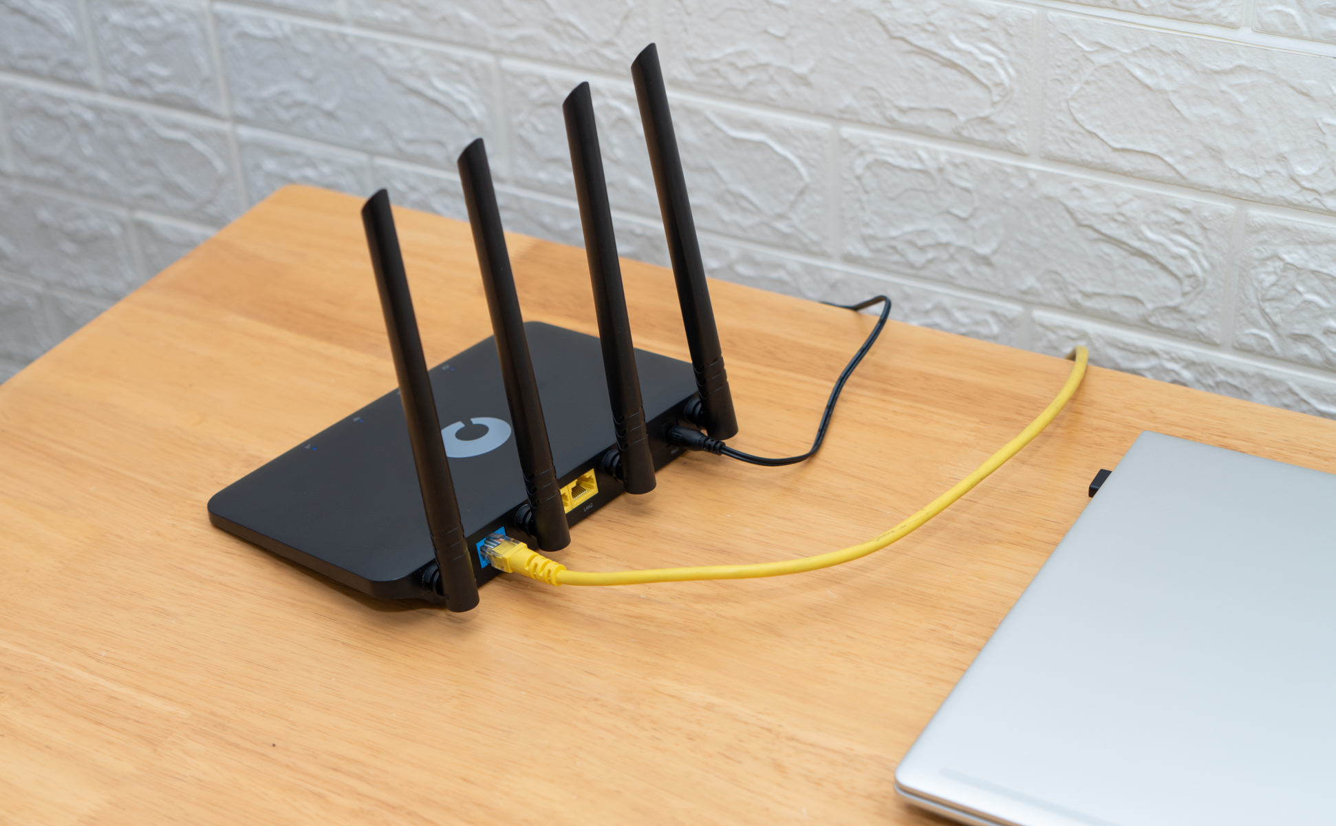 用4g路由器上网划算吗,拉宽带跟用4g路由器哪个划算