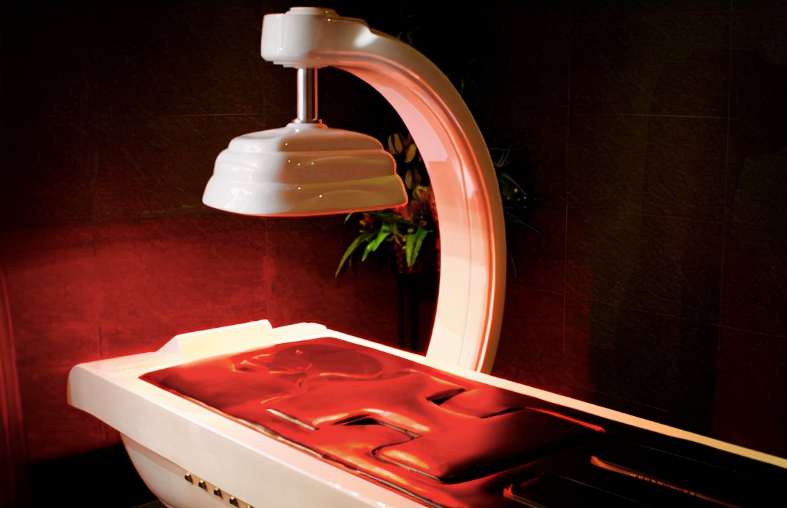 “红光台灯”真的能治病吗？医生：不是神药，有副作用