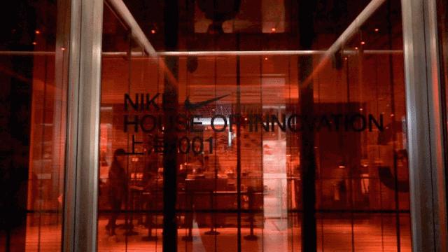 全球首家！耐克开了个新零售体验店！帅到炸