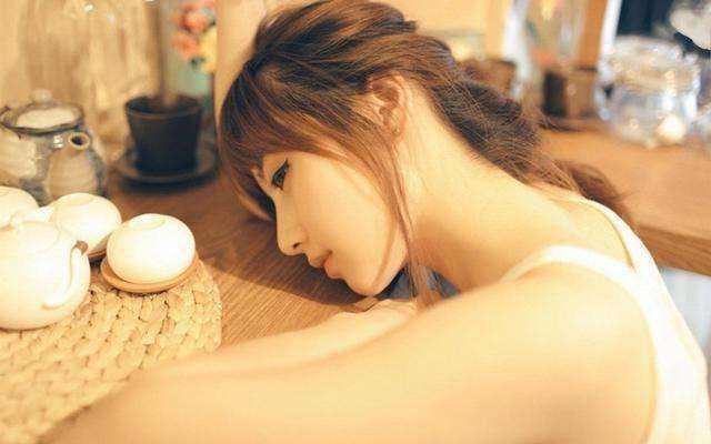 女朋友很污是一个什么体验，是“同流合污”还是“一本正经”？