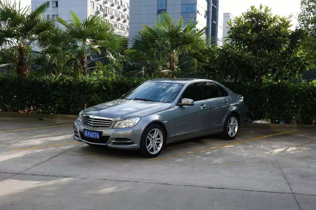 14万买奔驰C,6年只跑2万公里,收藏级