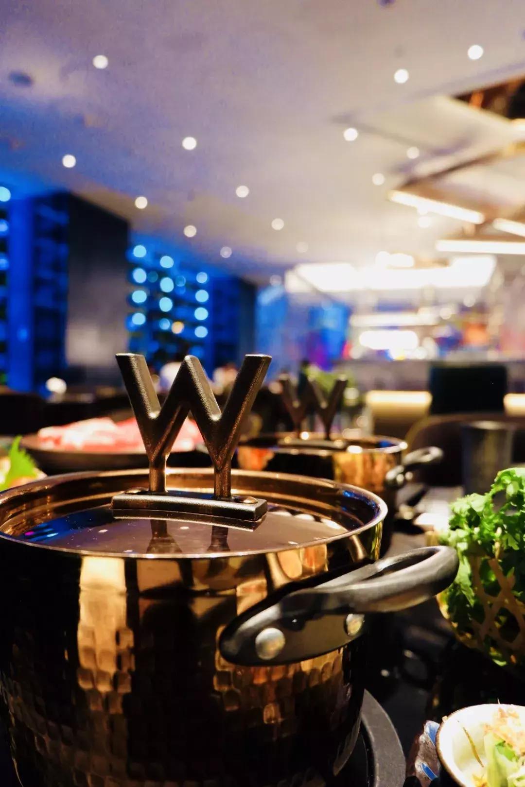 住过无数家W,却被新开业的西安W迷到愣神！原来真存在流光溢彩的梦