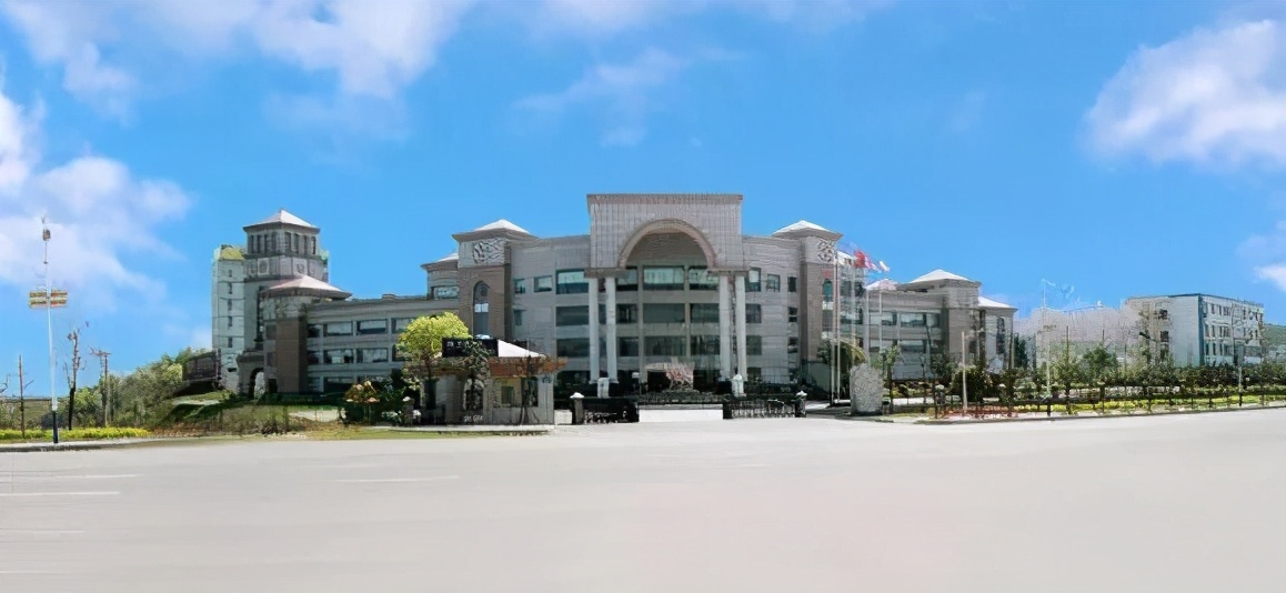 业绩大增股价不涨,唐人神下半年合理股价