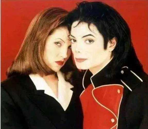 迈克尔杰克逊三子女现状,大儿子已得遗传病,为何三子女都没黑人