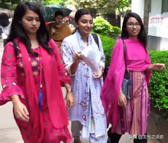 孟加拉为什么富人区旁边有贫民窟,孟加拉贫民区现状