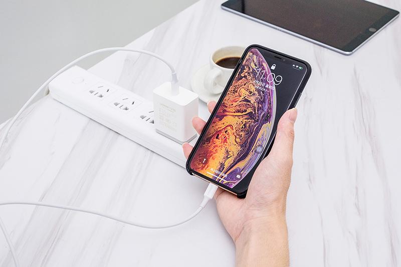 iphone快充线如何选择,苹果快充只能用c转l线吗