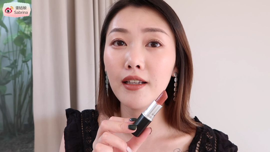 这几支春夏绝美口红,值得收藏的香水或者口红