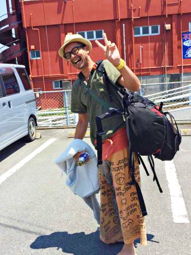 探秘尼泊尔羽球:国家队午餐吃方便面川崎球拍最畅销