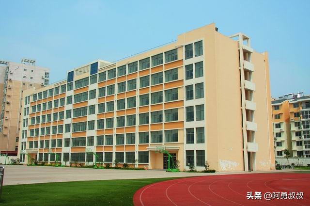 滕州一中全部名单,滕州一中百年名校