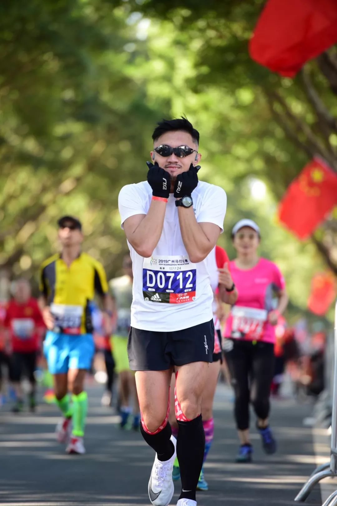 二手鞋nikezoomfly3,nikezoomfly3马拉松跑鞋测评