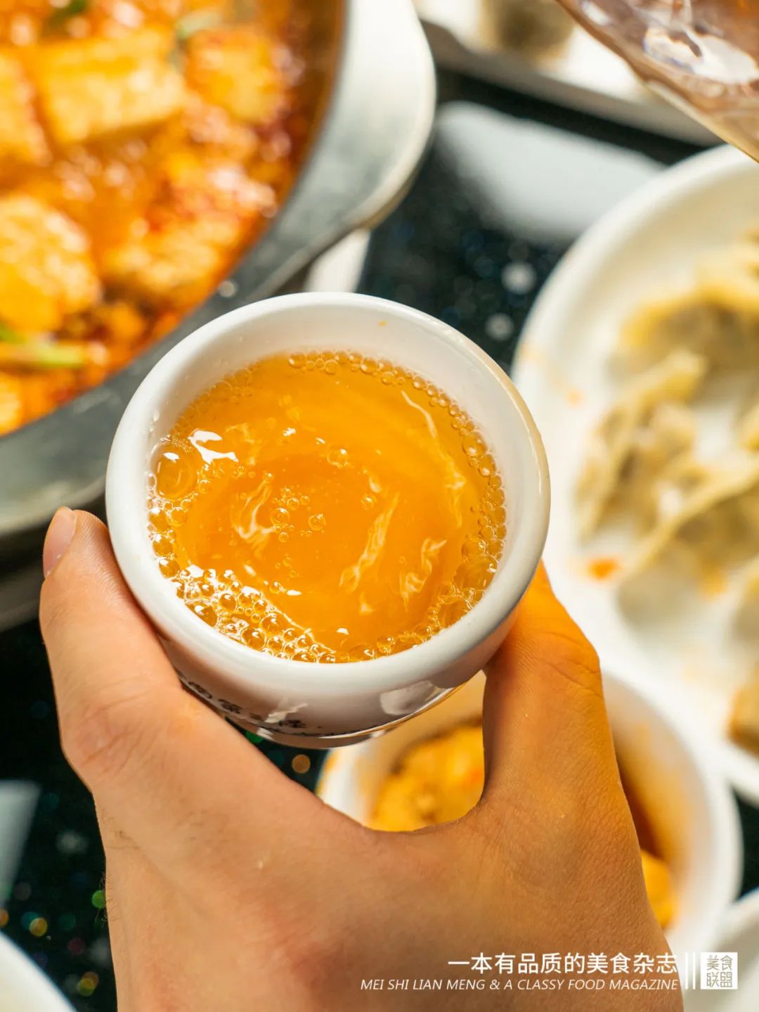 昆明拥有10辆车的男人，用一座城来藏臭味​，和一个不能说的秘密