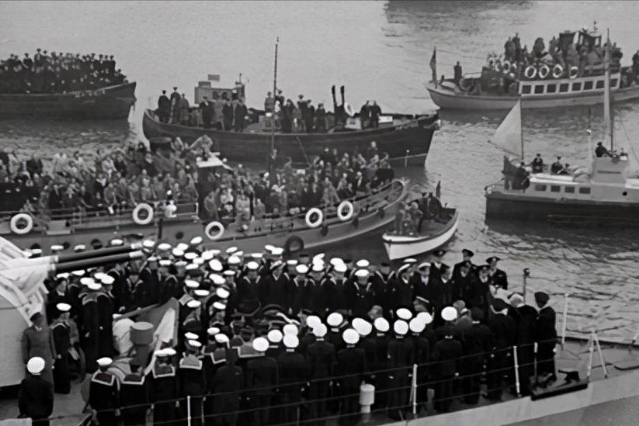 下令炮击英国紫石英号,解放军炮击英国紫石英号