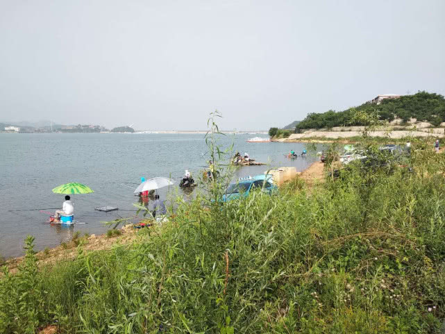 胖头鱼有什么钓法和技巧,小嘴鱼红尾黄的最佳钓法