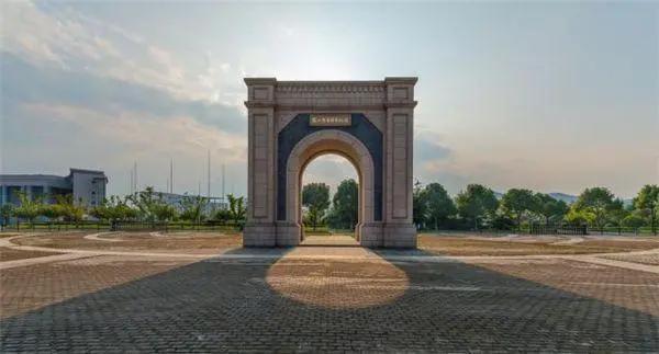 比一本含金量更高的五所二本大学,就业非常好的十所大专院校