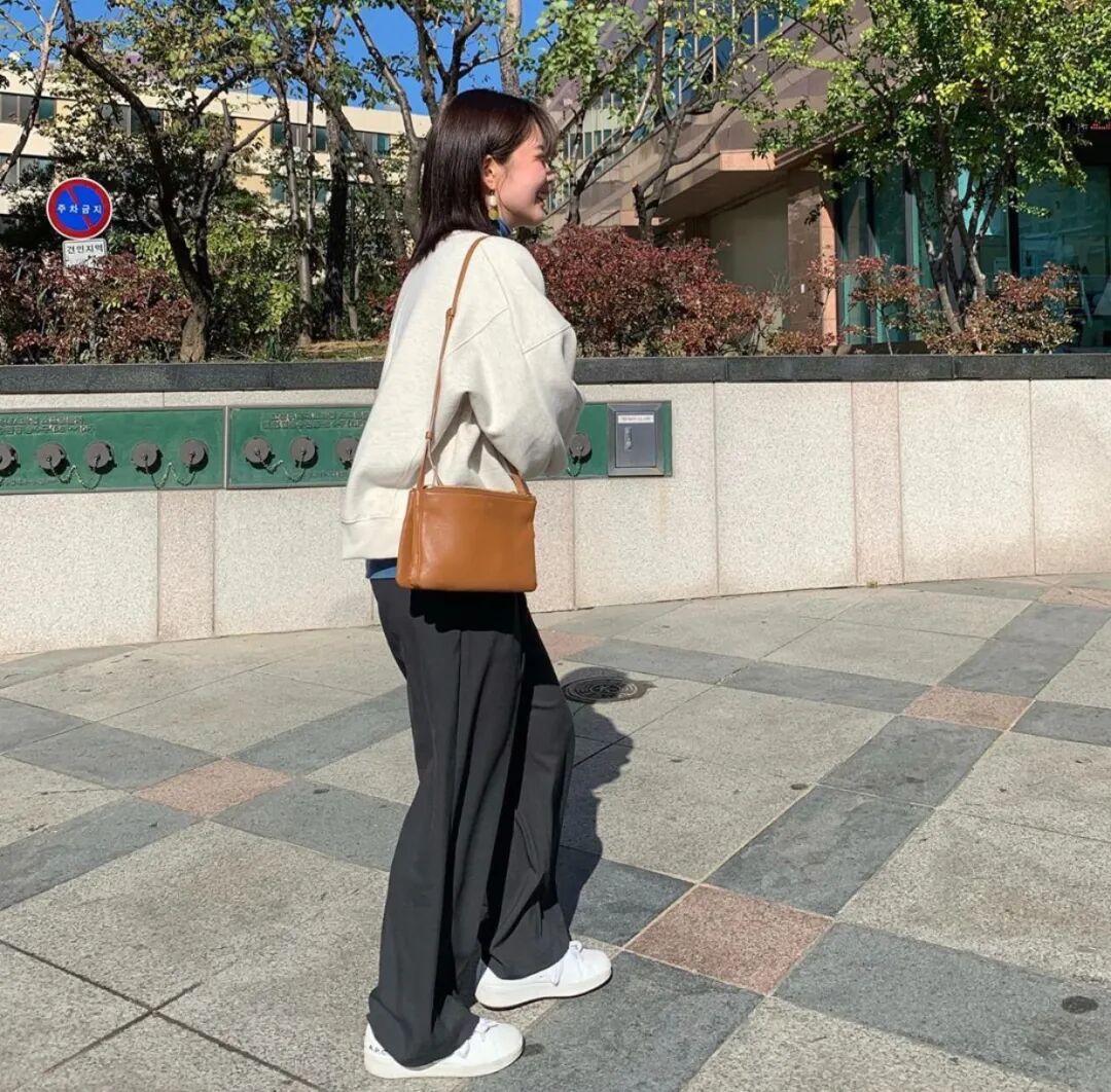 穿错金毛卫衣,卫衣炸街高级感帆布鞋