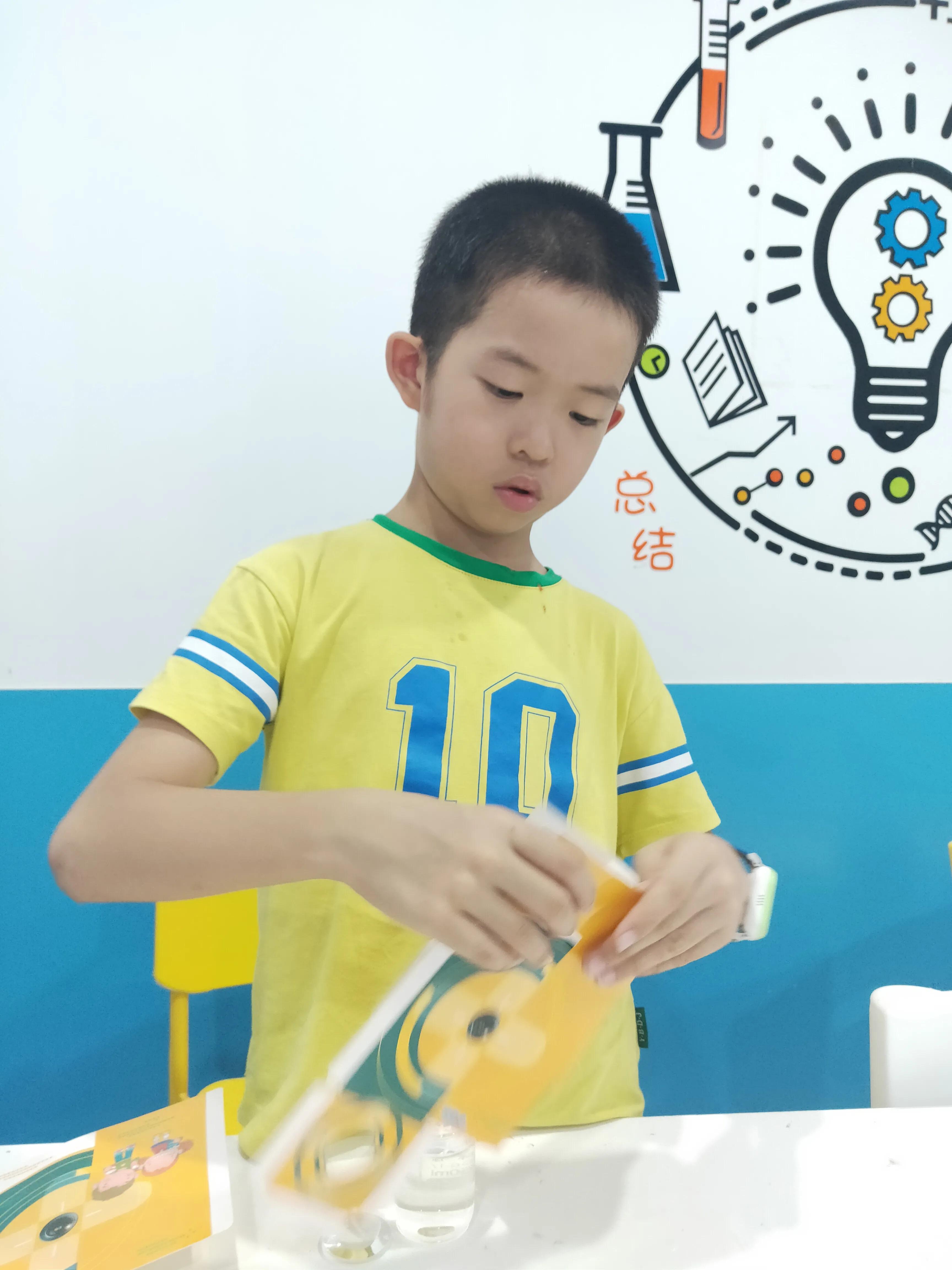 照相机为什么能拍照儿童,照相机为什么能拍照片