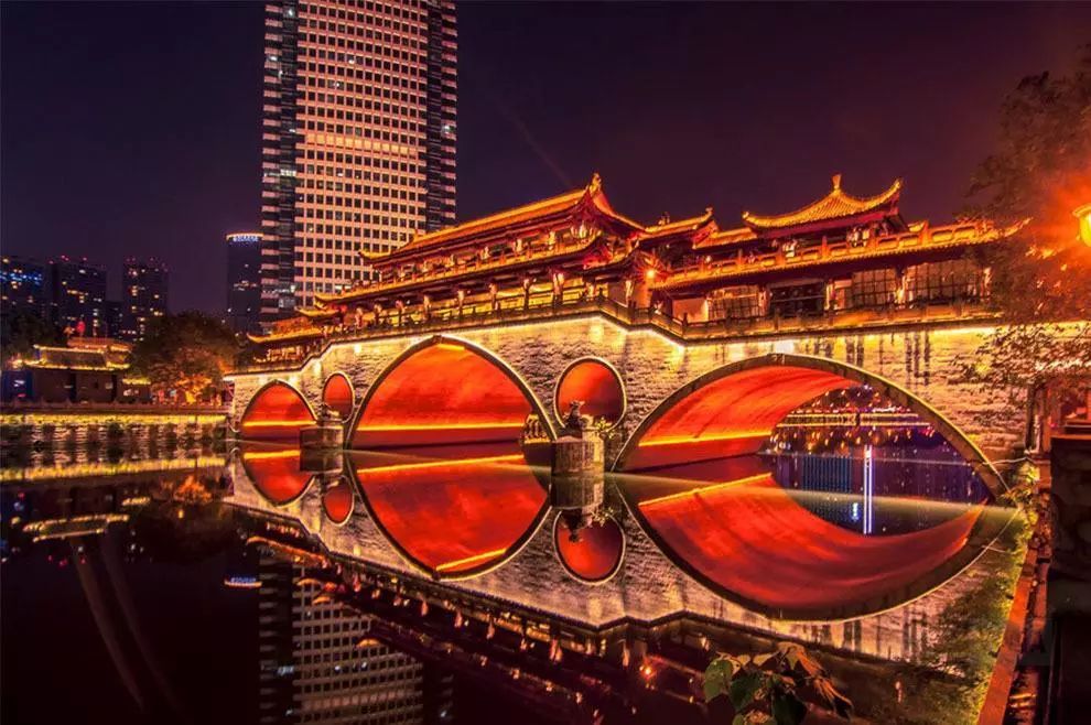 成都必打卡的夜景环线来了！只要9.9元