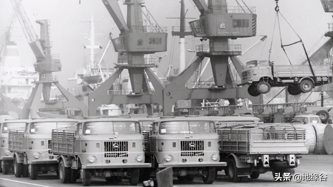 为东德收了三十年的团结税,有用吗?