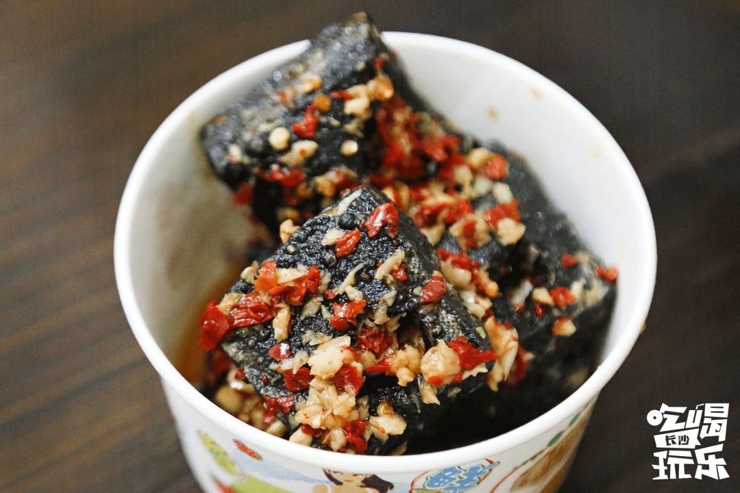 长沙不起眼小吃街推荐,长沙地摊小吃有哪些