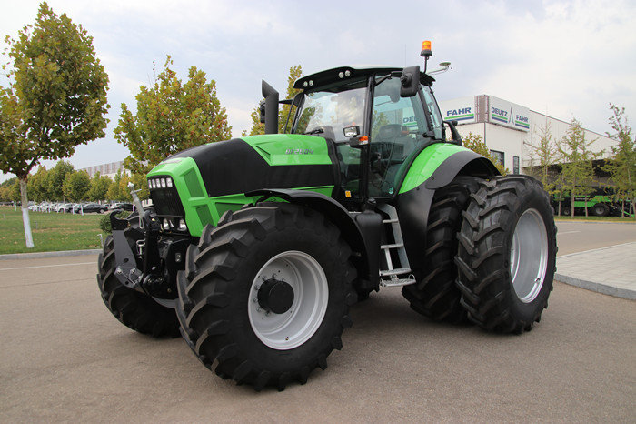 迪尔新款904拖拉机最新图片,迪尔704拖拉机多少钱一辆广西