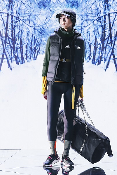 阿迪达斯ozweego春季新款,阿迪达斯新品来袭