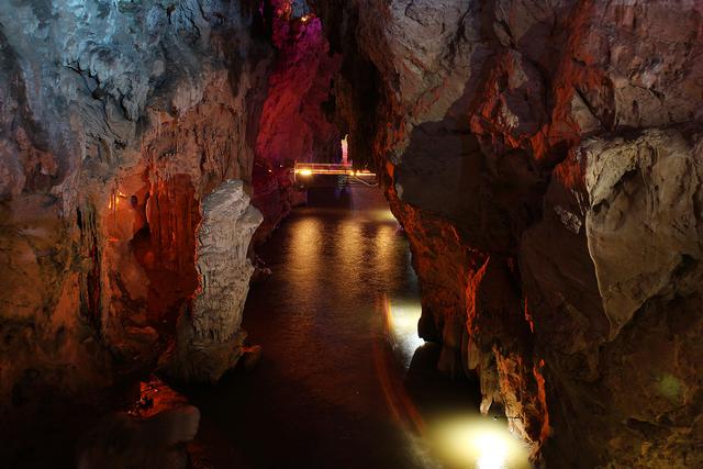 云南建水燕子洞,燕子洞和织金洞