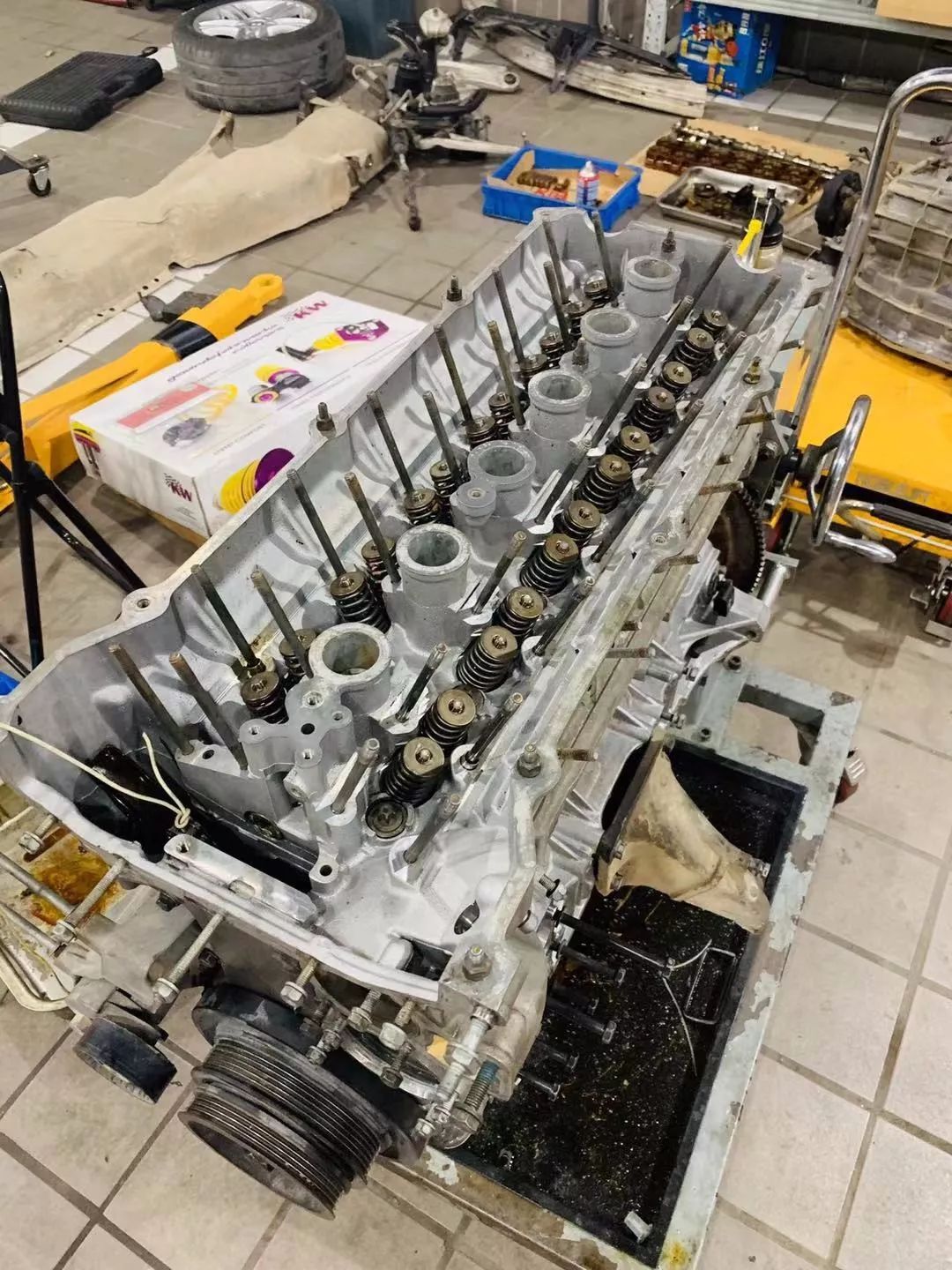 老宝马改装最新款,改装老款宝马