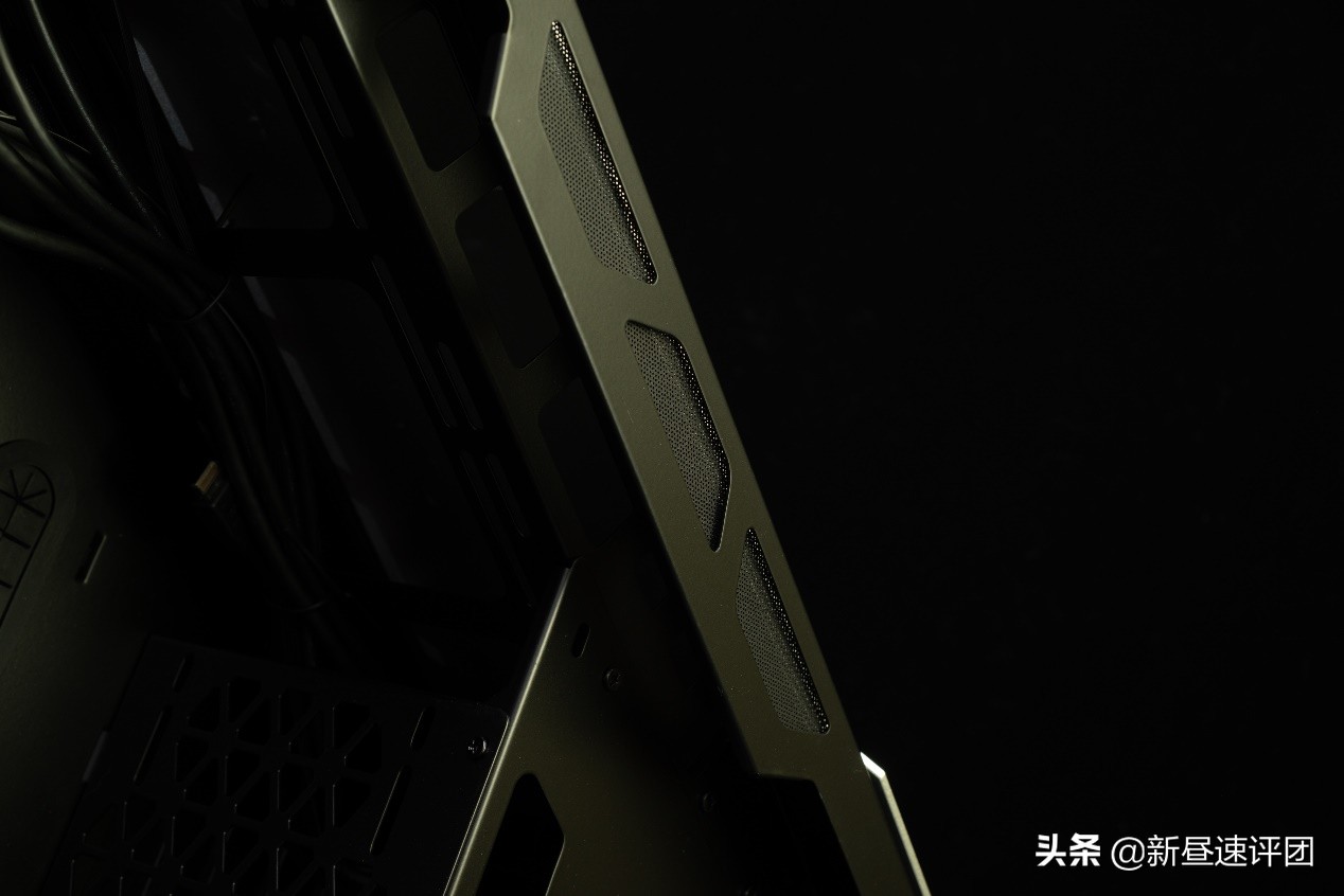 乔思伯tr03机箱多少钱,乔思伯tr03分体水冷装机