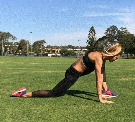 拉伸动作大全运动前后拉伸,9个拉伸动作塑形美体