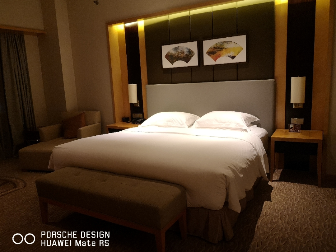 南京下关滨江希尔顿,南京世茂滨江希尔顿酒店电话号码