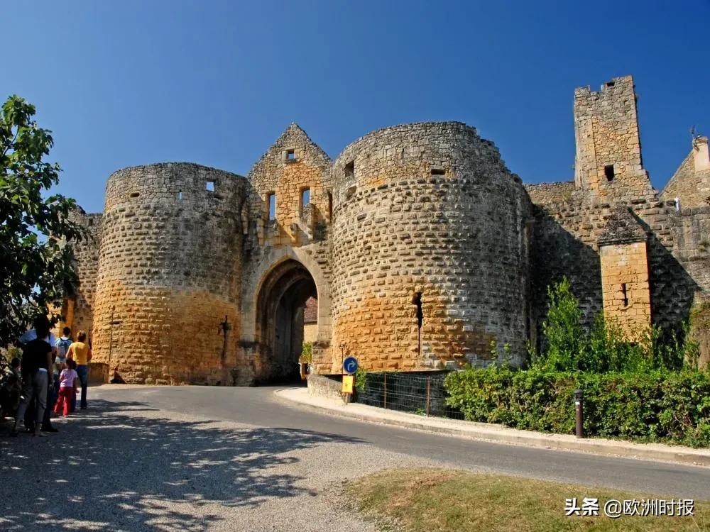 法国十大最美小镇排名,最受欢迎的法国小镇