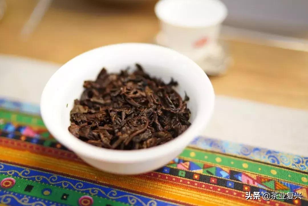 为什么用老班章做熟茶便宜,用老班章发酵的熟茶勐海有几家