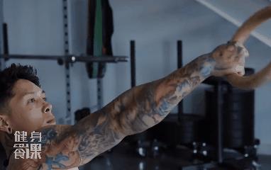 为啥练了很久长了脂肪不长肌肉,为什么练了几年肌肉就是不大