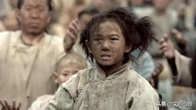 《日光流年》｜比《活着》更沉重，当一个人的死，会“如期而至”