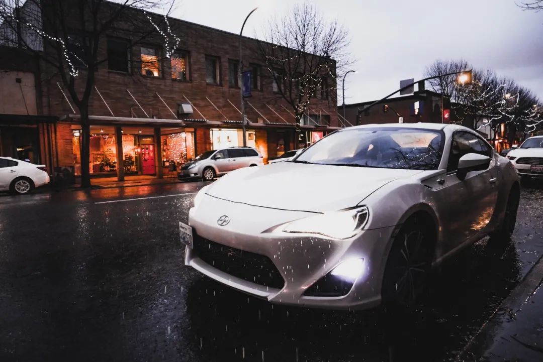 徕卡便携相机的lux7,徕卡便携款价格表