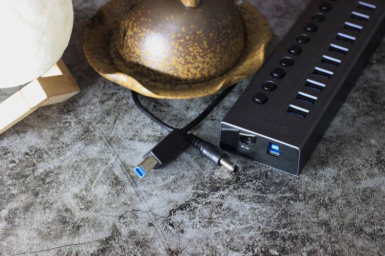 零售哪有批发爽?奥睿科10口集线器带你领略工业级批量处理