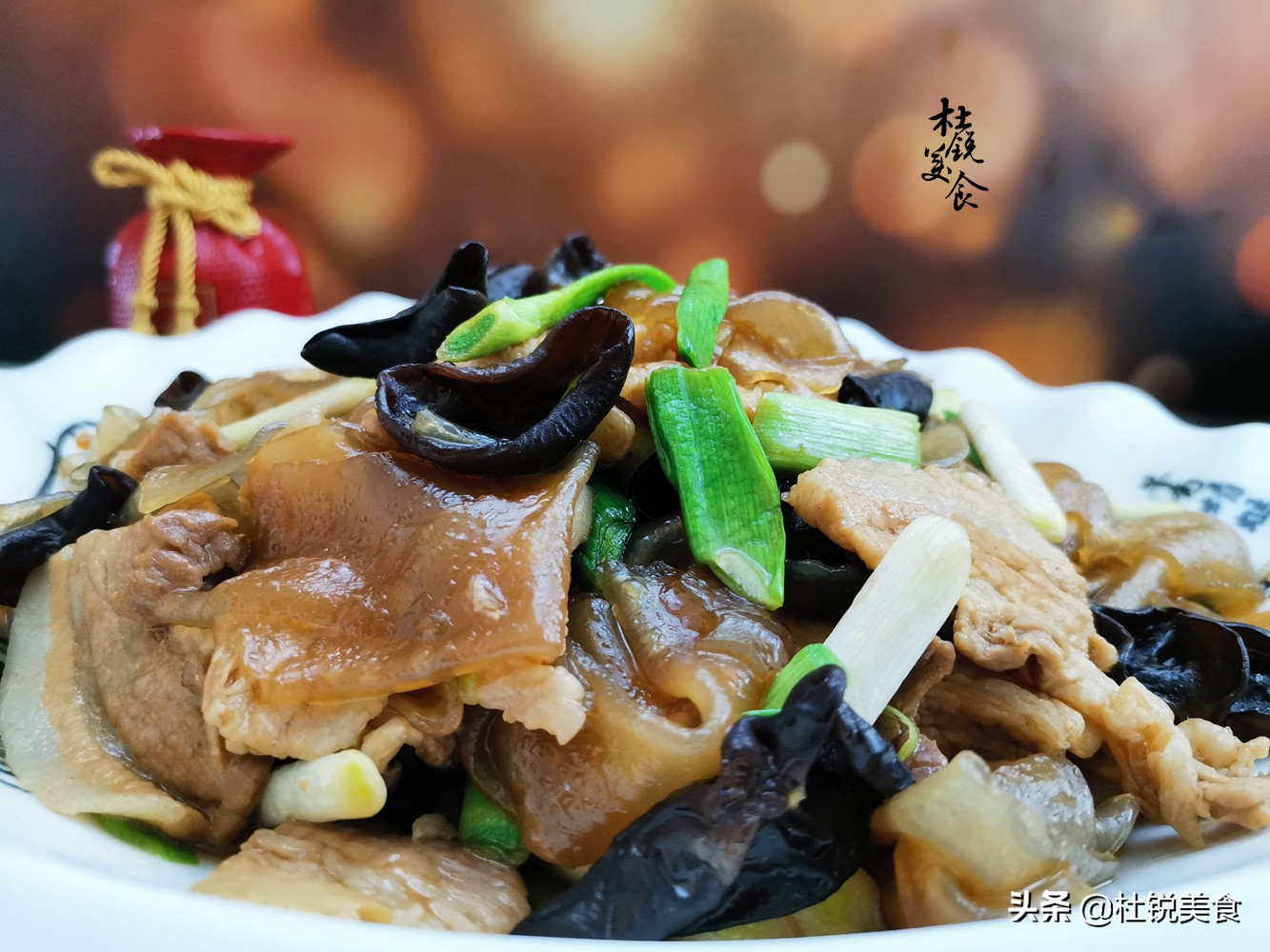 消耗囤菜,3天不吃就馋的粉皮做法,多加1步,粉皮利索还不粘