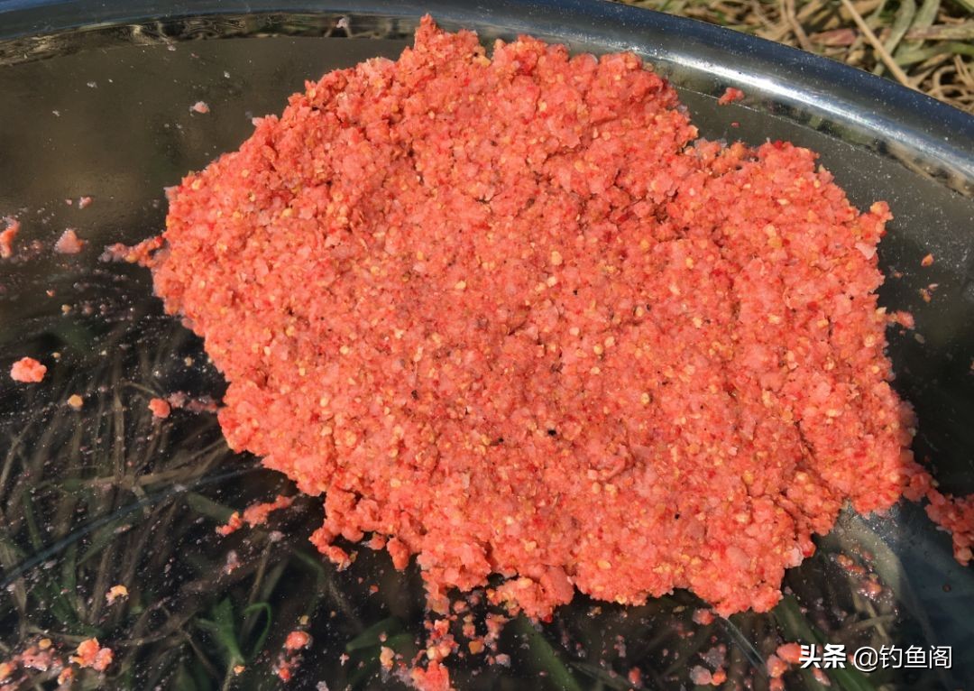 什么饵料雾化状态好,钓大鱼饵料雾化好还是不雾化好