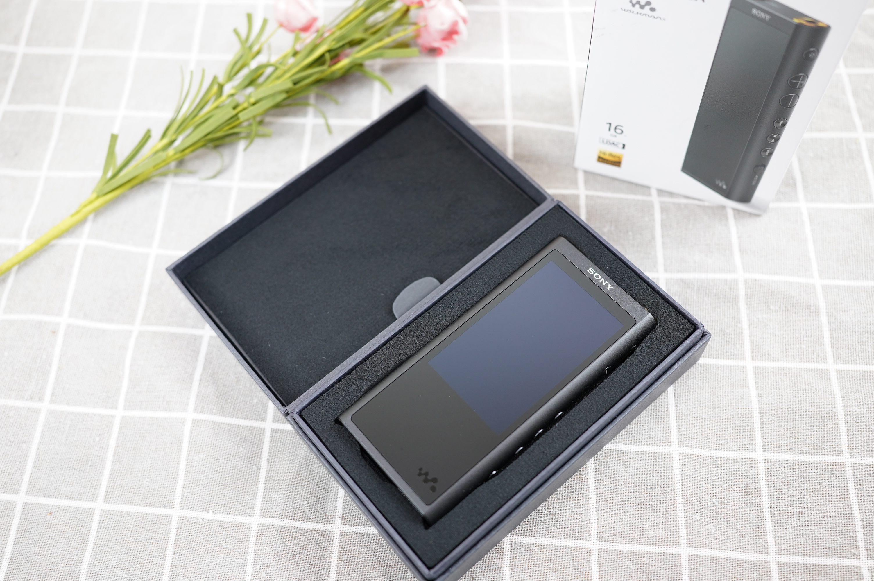 索尼nw-zx300a视频评测,索尼nw-zx300a高解析度音乐播放器