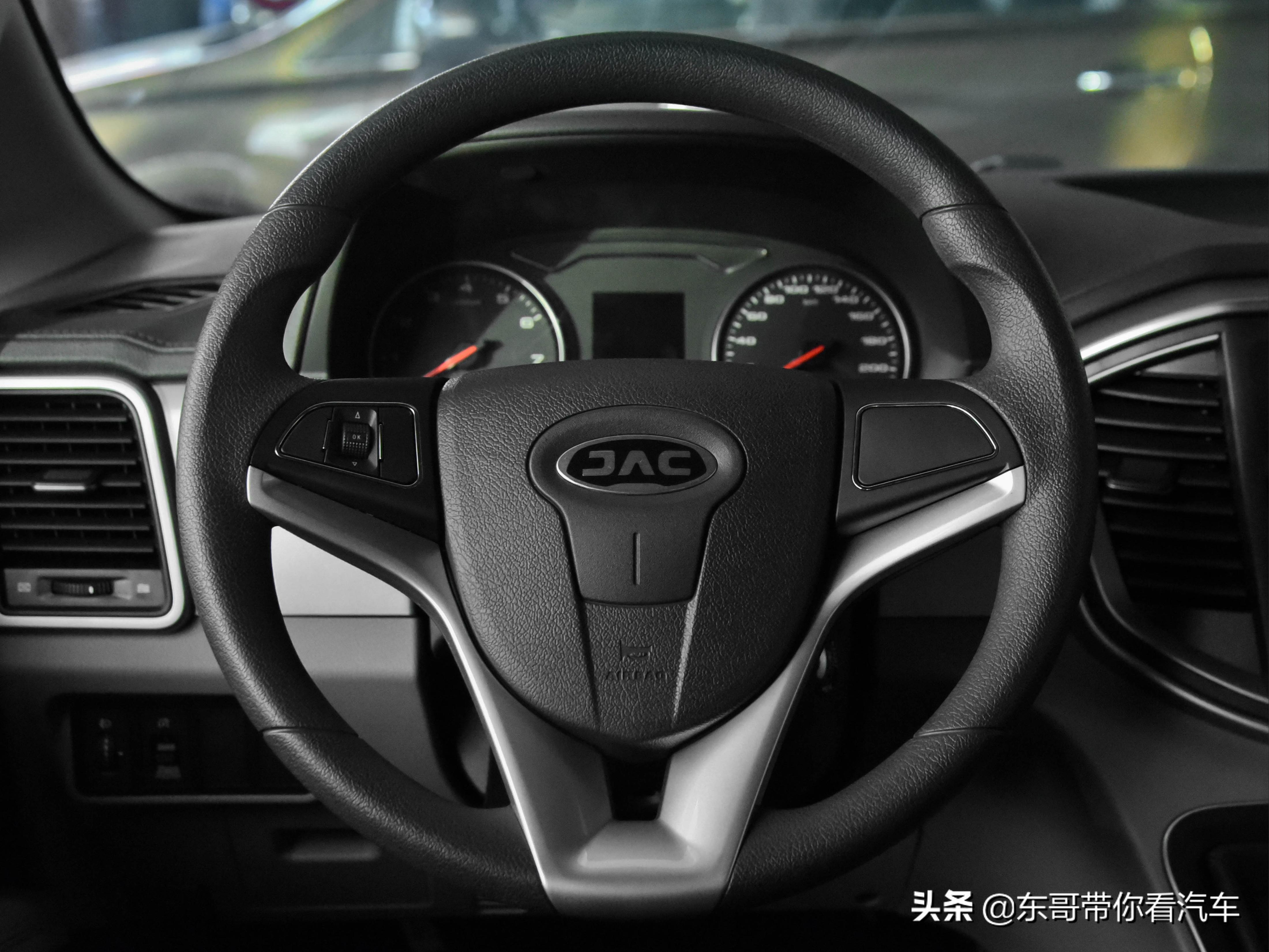 大空间mpv二手车省油便宜,大空间mpv性价比