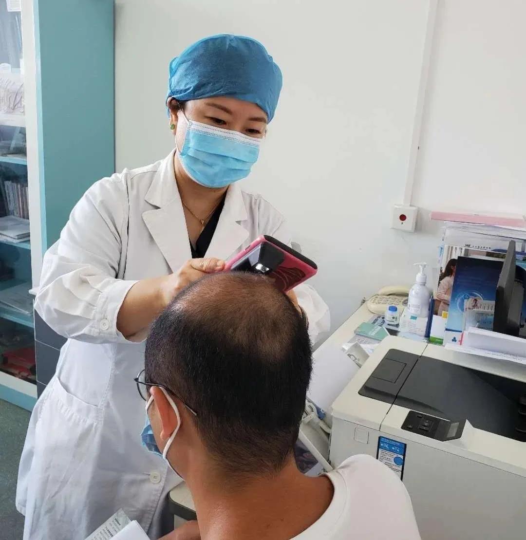 护发义诊活动策划海报,义诊皮肤科