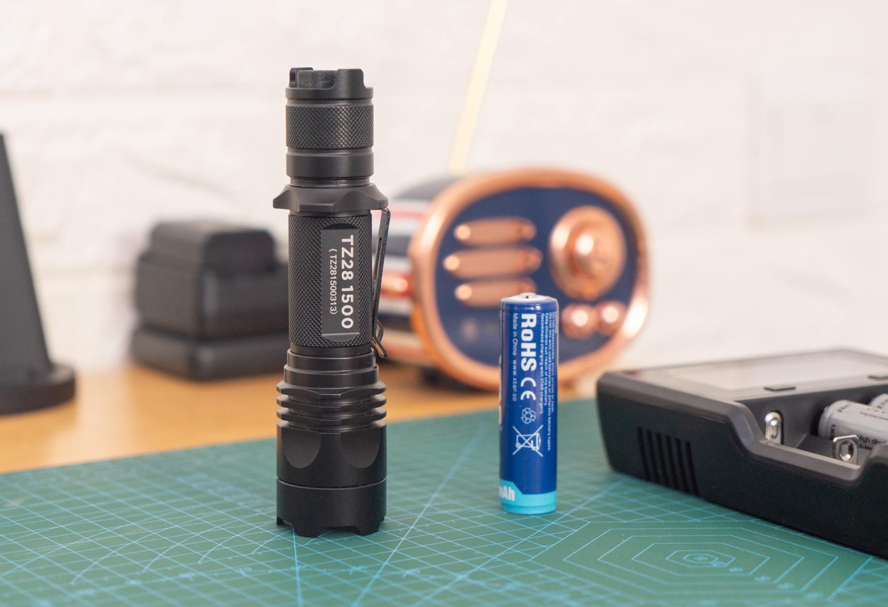 vc4s智能充电器,vc4s全自动充电器