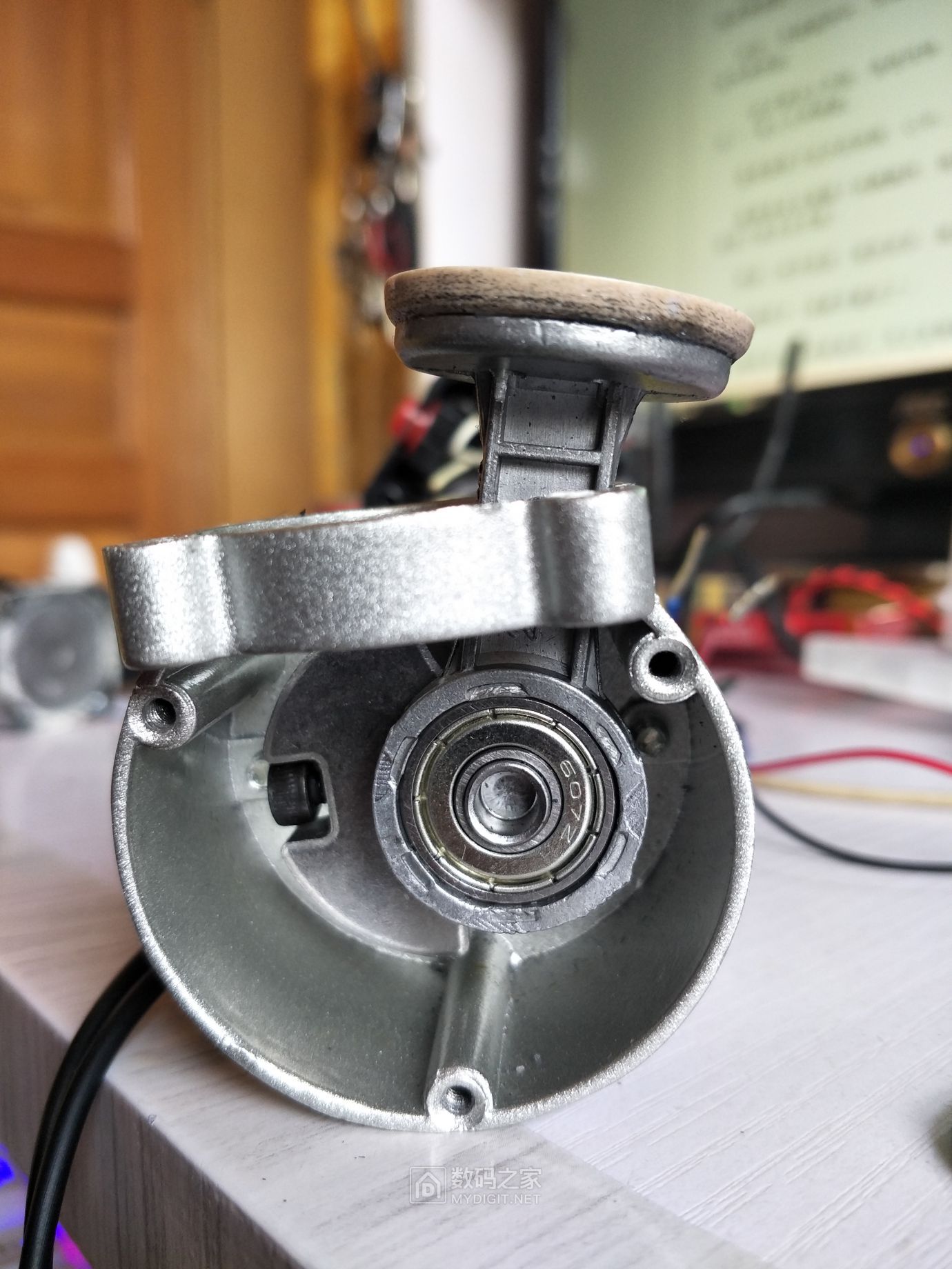 尤利特车载充气泵拆解视频,拆解尤利特