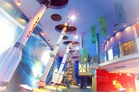 上海十大旅游景点排行榜前十名,上海十大旅游景点英文