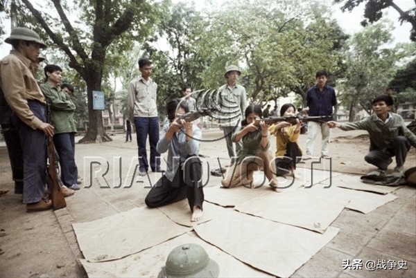对越战争时期的越南军队,对越战争军歌