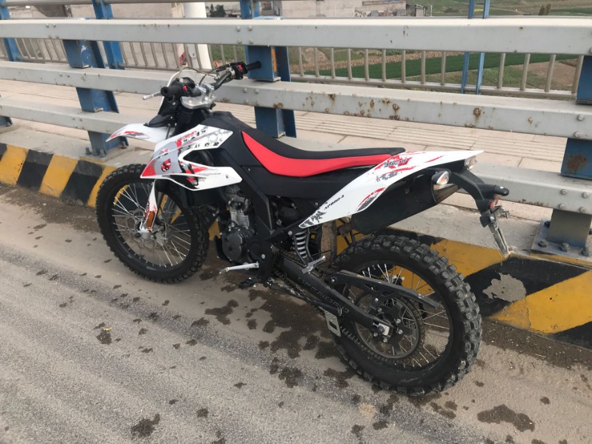 越野阿普利亚,阿普利亚drd150越野