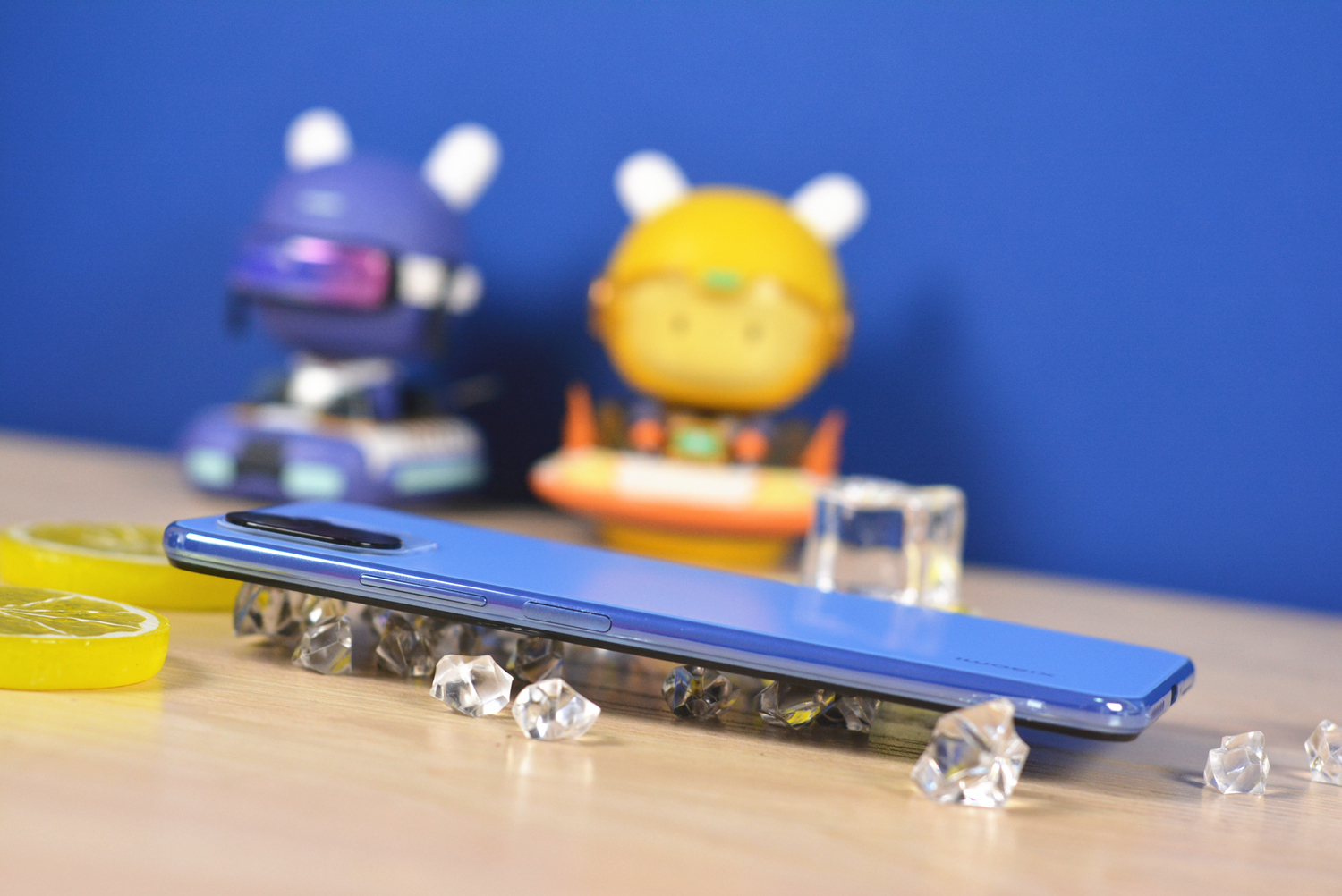 小米11青春版值得入手吗现在,小米11青春版目前还值得买吗