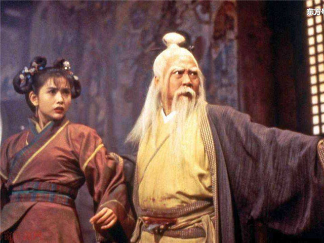 金庸笔下张三丰有4位师父，一觉远，一位五绝，两位不会武功