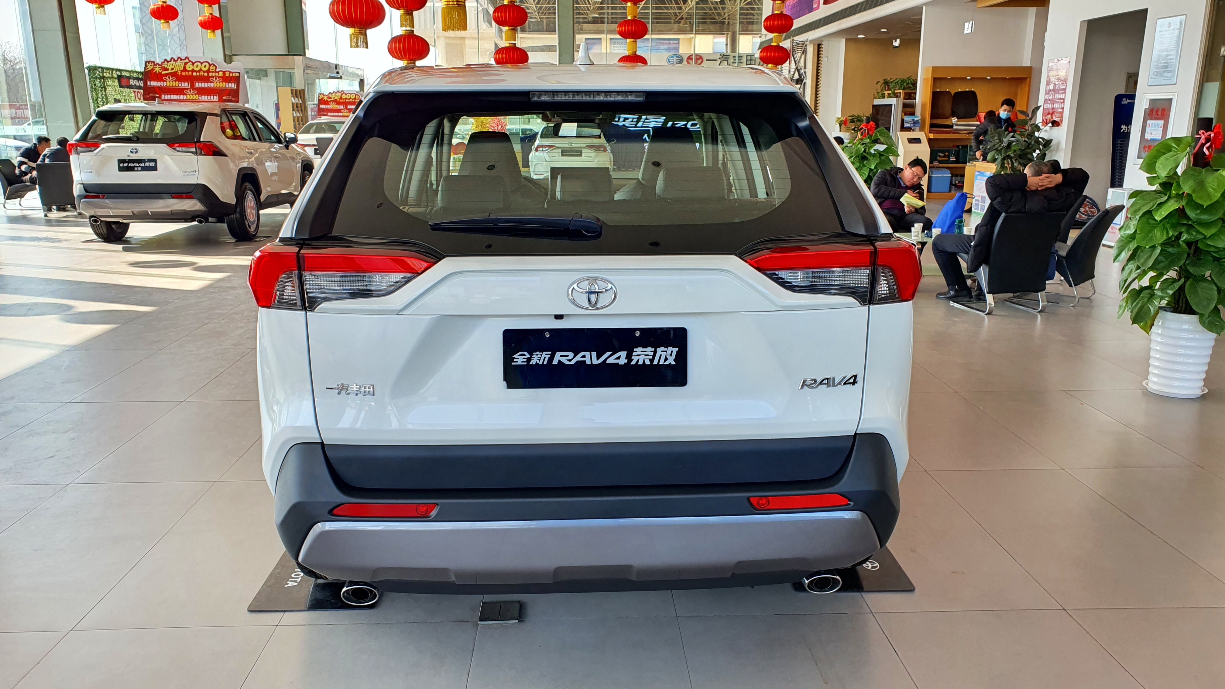 丰田荣放买什么配置性价比高,丰田荣放三大件怎么样